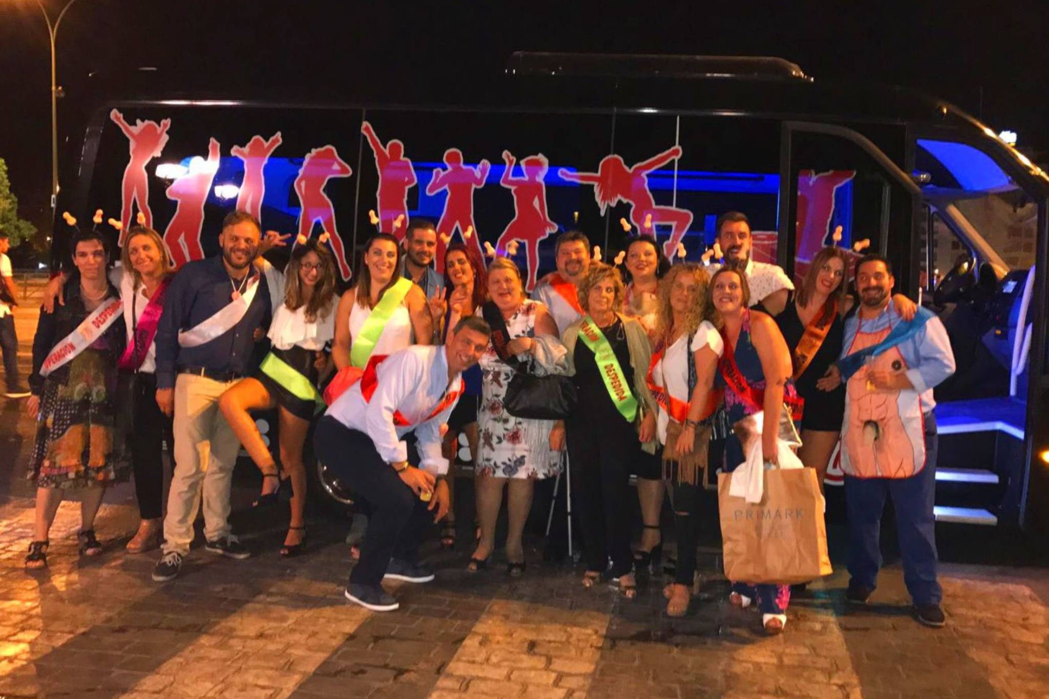 MiniDiscoBus Barcelona | Alquiler de DiscoBuses y Limusinas | DiscoBus Barcelona